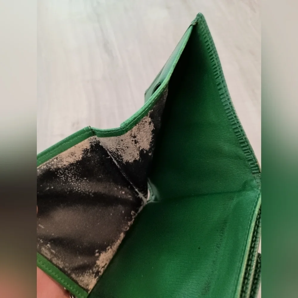 Authentic Louis Vuitton Green Epi Leather LV Embossed Logo Trifold Wallet